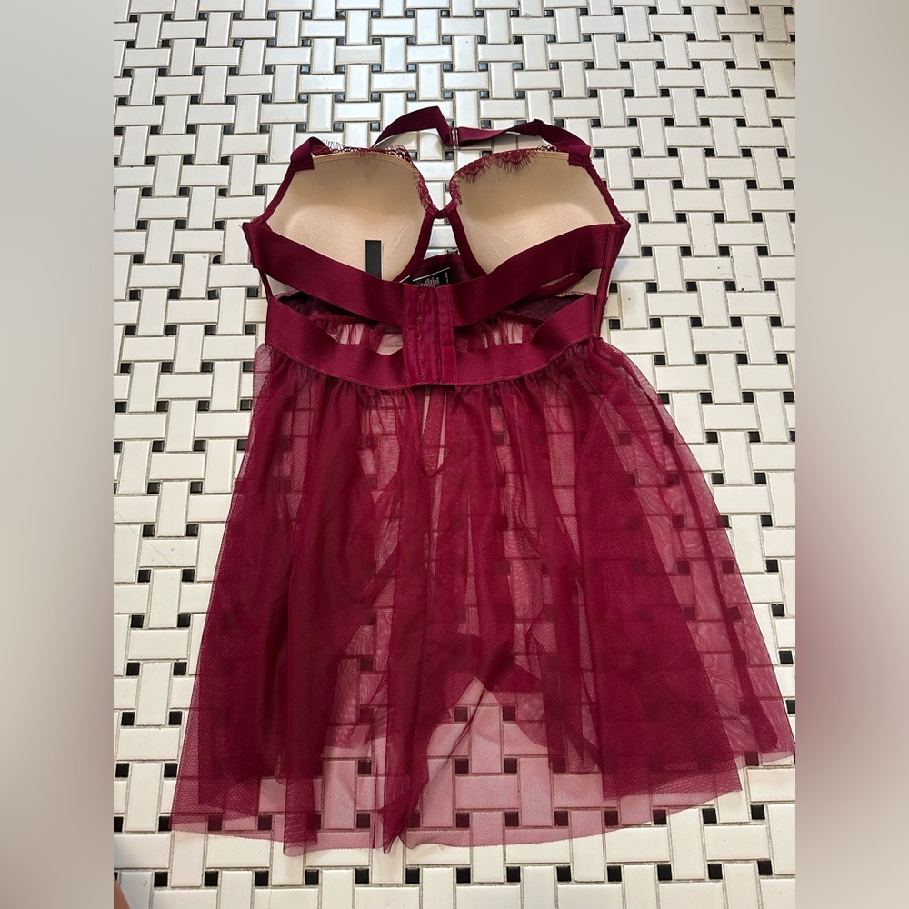 Victoria's Secret Deep Red Lace Chemise - Picture 3 of 7
